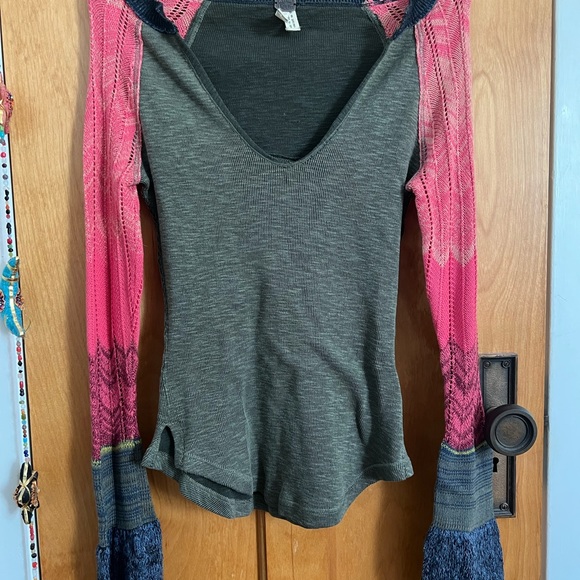 Free people top! - Picture 2 of 6